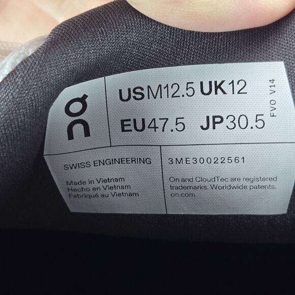 NEW ON Cloudsurfer Next Mens Size 12.5 Comfy Running Shoes Sneakers Gym White - Picture 10 of 11